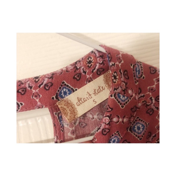 Altar’d State Keyhole Top - Picture 2 of 2